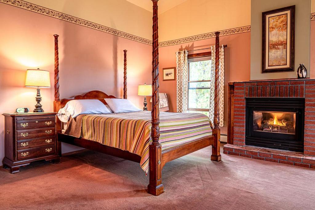 Point Au Roche Lodge Plattsburgh Ngoại thất bức ảnh
