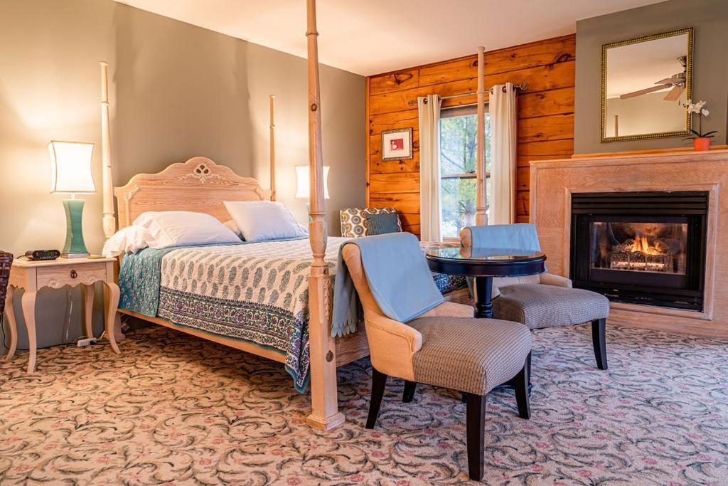 Point Au Roche Lodge Plattsburgh Ngoại thất bức ảnh